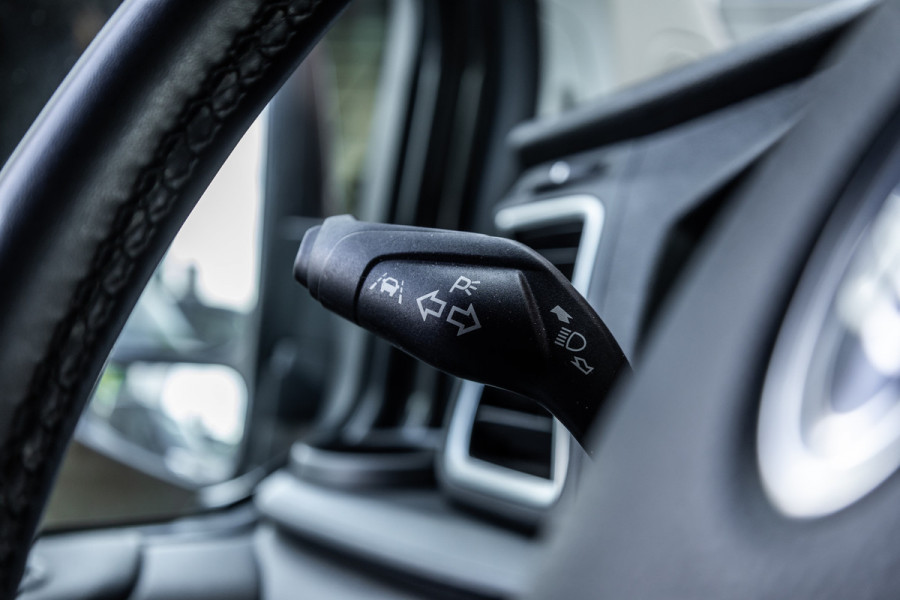 Ford Transit Custom 300 2.0 TDCI 170 PK L2H1 Limited DC | Dubbel cabine | Raptor Edition | CarPlay | Camera | Navigatie | Orig. NL Auto | NAP Logisch | Nieuwe APK