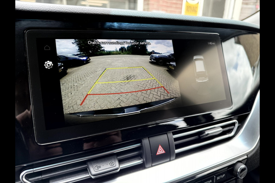 Kia e-Niro DynamicLine 64 kWh SOH 95.9% 3 Fase, Camera, App Connect
