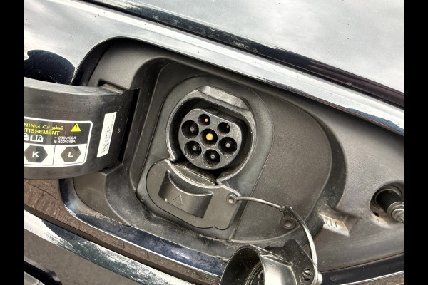 Kia e-Niro DynamicLine 64 kWh SOH 95.9% 3 Fase, Camera, App Connect