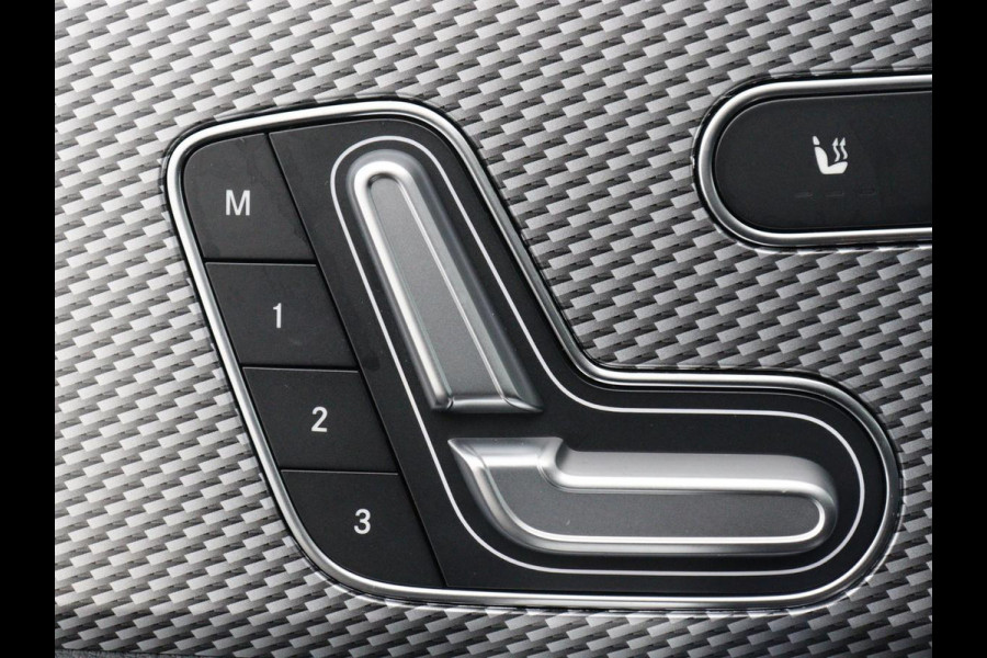 Mercedes-Benz A-Klasse 250e Progressive | SOH 97,9% | Panoramadak | Leder | Stoelverwarming | Memory | Carplay | Sfeerverlichting | Keyless | Widescreen | Camera | Full LED | Navigatie | PHEV | Plug In