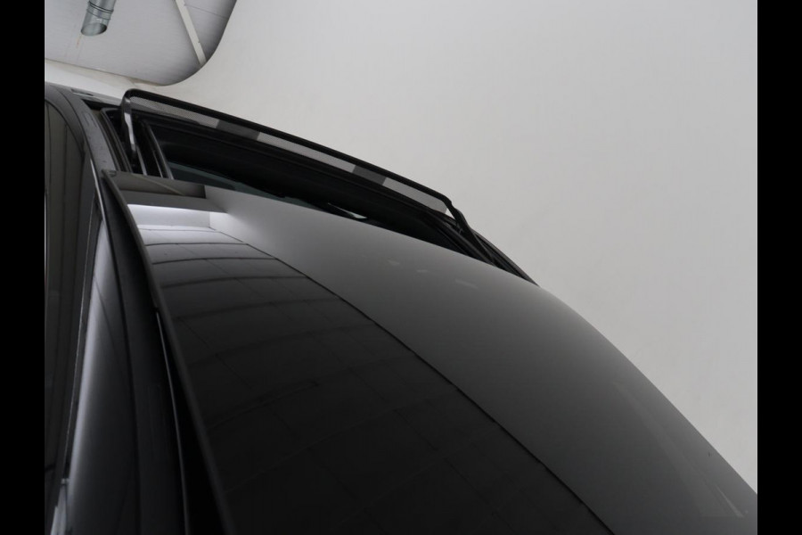 Mercedes-Benz A-Klasse 250e Progressive | SOH 97,9% | Panoramadak | Leder | Stoelverwarming | Memory | Carplay | Sfeerverlichting | Keyless | Widescreen | Camera | Full LED | Navigatie | PHEV | Plug In