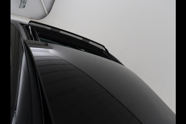 Mercedes-Benz A-Klasse 250e Progressive | SOH 97,9% | Panoramadak | Leder | Stoelverwarming | Memory | Carplay | Sfeerverlichting | Keyless | Widescreen | Camera | Full LED | Navigatie | PHEV | Plug In