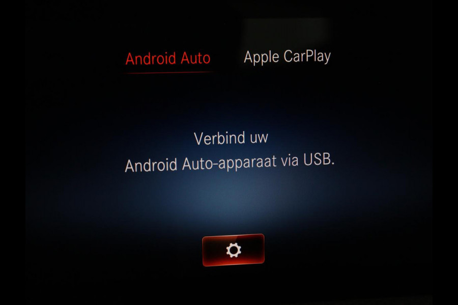 Mercedes-Benz A-Klasse 250e Progressive | SOH 97,9% | Panoramadak | Leder | Stoelverwarming | Memory | Carplay | Sfeerverlichting | Keyless | Widescreen | Camera | Full LED | Navigatie | PHEV | Plug In