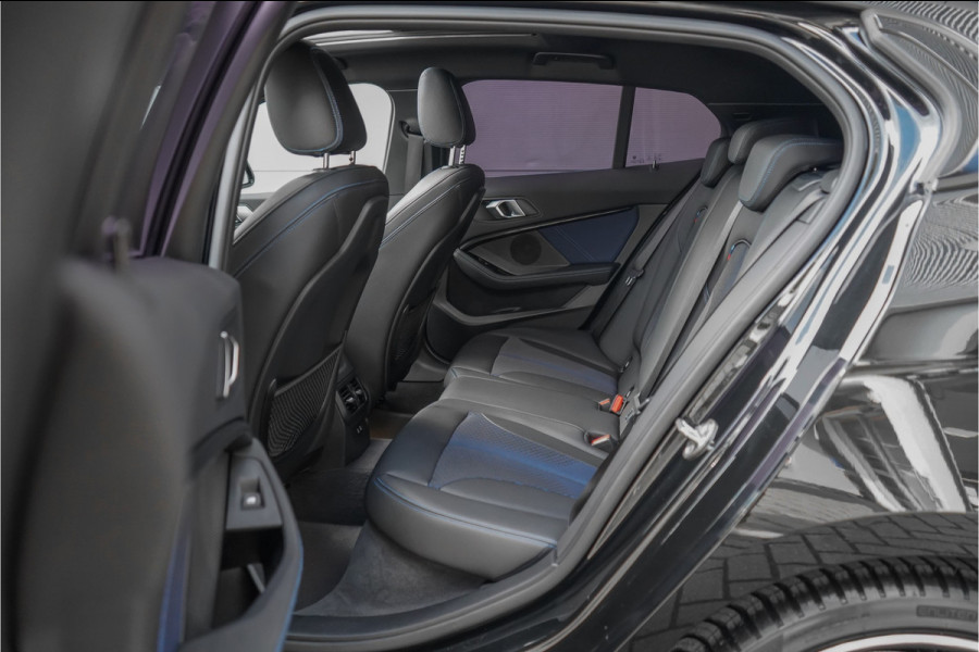 BMW 1-serie 118i M-Sport Pano CarPlay Camera HiFi 18"