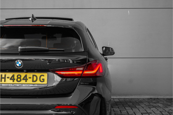 BMW 1-serie 118i M-Sport Pano CarPlay Camera HiFi 18"