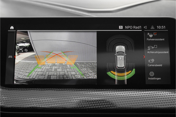 BMW 1-serie 118i M-Sport Pano CarPlay Camera HiFi 18"