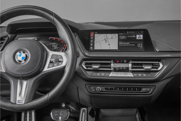 BMW 1-serie 118i M-Sport Pano CarPlay Camera HiFi 18"