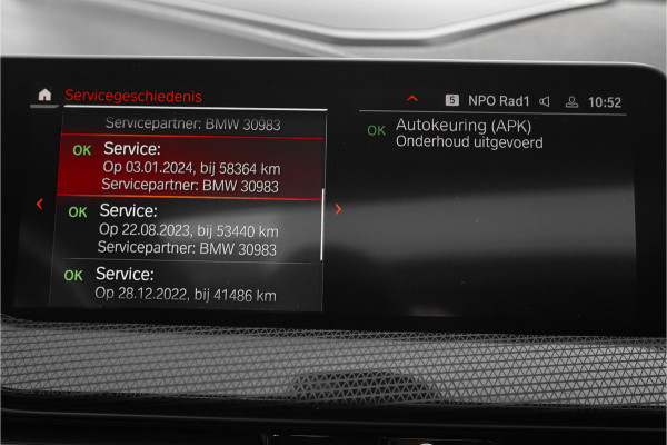 BMW 1-serie 118i M-Sport Pano CarPlay Camera HiFi 18"