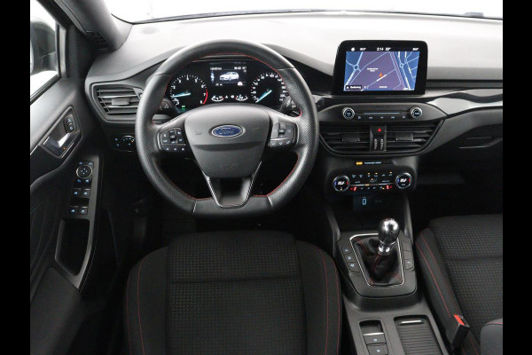Ford Focus 1.5 EcoBoost ST Line | Stoelverwarming | Adaptive cruise | Camera | Carplay | Stuurverwarming | Navigatie | Full LED | Parkeerhulp | Climate control | Bluetooth