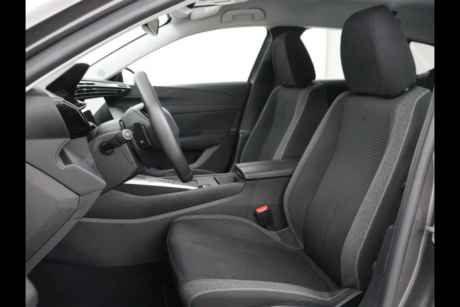 Peugeot 308 SW 1.6 Plug-in Hybrid 180 Active Pack Business | 94% SOH | Navigatie | Carplay | Full LED | Parkeerhulp | Climate control | Bluetooth | Cruise control | Origineel NL | PHEV | Plug In