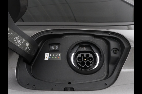 Peugeot 308 SW 1.6 Plug-in Hybrid 180 Active Pack Business | 94% SOH | Navigatie | Carplay | Full LED | Parkeerhulp | Climate control | Bluetooth | Cruise control | Origineel NL | PHEV | Plug In