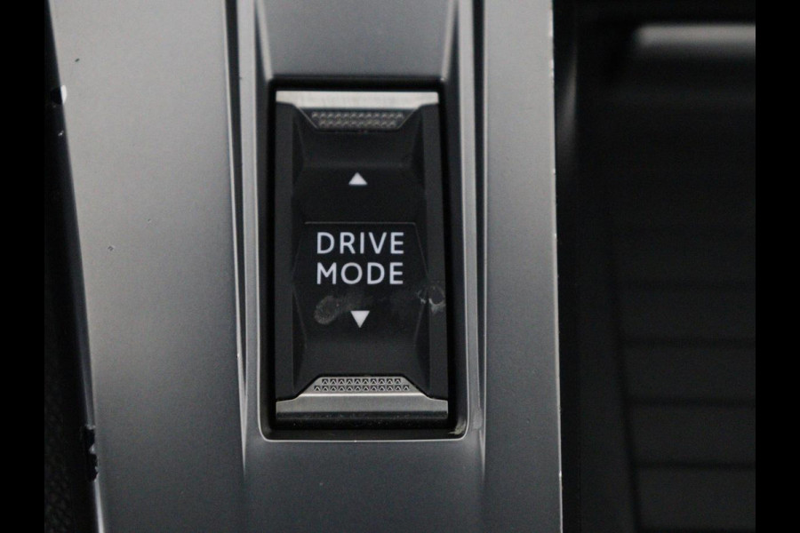 Peugeot 308 SW 1.6 Plug-in Hybrid 180 Active Pack Business | 94% SOH | Navigatie | Carplay | Full LED | Parkeerhulp | Climate control | Bluetooth | Cruise control | Origineel NL | PHEV | Plug In
