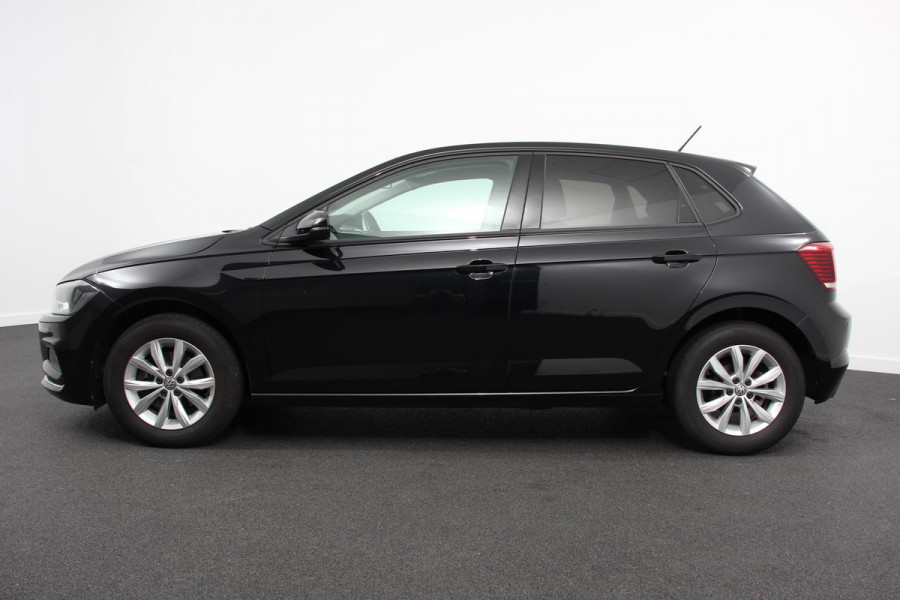 Volkswagen Polo 1.0 TSI DSG Highline 116 Pk Navigatie Parkeersensoren Voor + Achter Adaptieve Cruise Control Lichtmetalen Velgen
