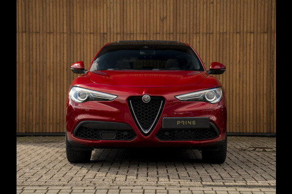 Alfa Romeo Stelvio 2.0 T AWD Super | Veloce stoelen | Panoramadak | Carplay | Rosso Competizione