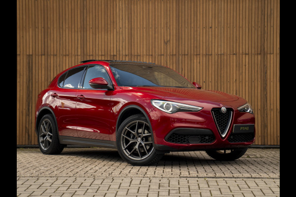 Alfa Romeo Stelvio 2.0 T AWD Super | Veloce stoelen | Panoramadak | Carplay | Rosso Competizione