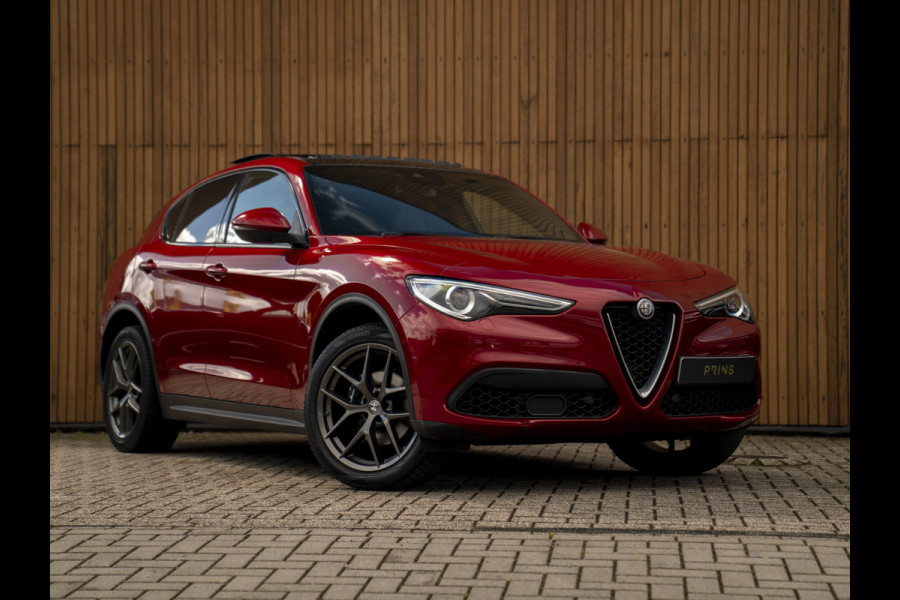 Alfa Romeo Stelvio 2.0 T AWD Super | Veloce stoelen | Panoramadak | Carplay | Rosso Competizione