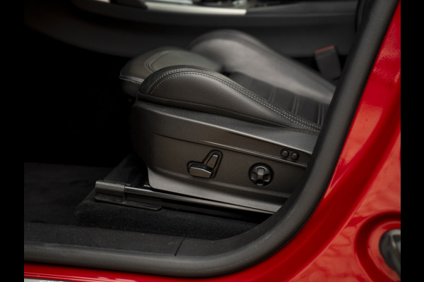 Alfa Romeo Stelvio 2.0 T AWD Super | Veloce stoelen | Panoramadak | Carplay | Rosso Competizione
