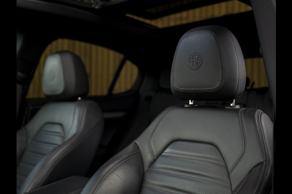 Alfa Romeo Stelvio 2.0 T AWD Super | Veloce stoelen | Panoramadak | Carplay | Rosso Competizione