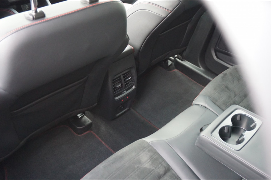 Ford Kuga 225PK PHEV ST-Line X SUPER LUXE | WINTERPACK | AUTOM. | SPORTIEF
