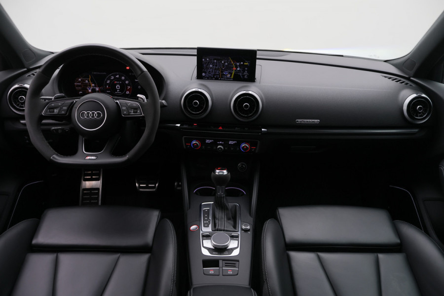 Audi A3 Sportback 2.5 TFSI RS 3 quattro Virtual Cockpit, Panoramadak, B&O, ACC, Camera, Apple Carplay, DAB, 19''