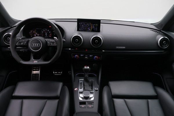 Audi A3 Sportback 2.5 TFSI RS 3 quattro Virtual Cockpit, Panoramadak, B&O, ACC, Camera, Apple Carplay, DAB, 19''