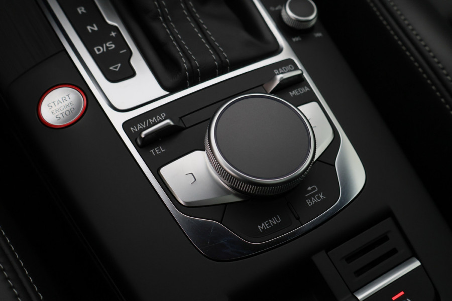 Audi A3 Sportback 2.5 TFSI RS 3 quattro Virtual Cockpit, Panoramadak, B&O, ACC, Camera, Apple Carplay, DAB, 19''