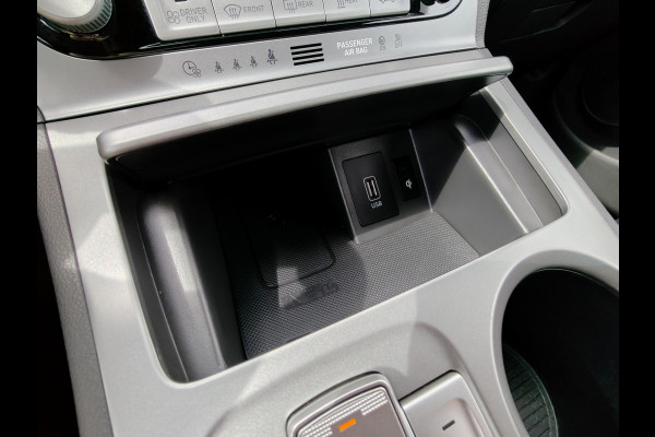 Hyundai Kona EV Fashion Design 64 kWh / Camera / Carplay / Adapt. Cruise / Warmtepomp /