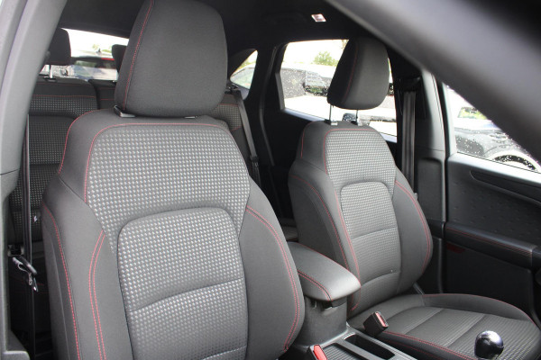 Ford Kuga 1.5 EcoBoost ST-Line X | Trekhaak | Stoel + Stuurverwarming | Adaptive Cruise Control | Camera | Navigatie | Climate Control |
