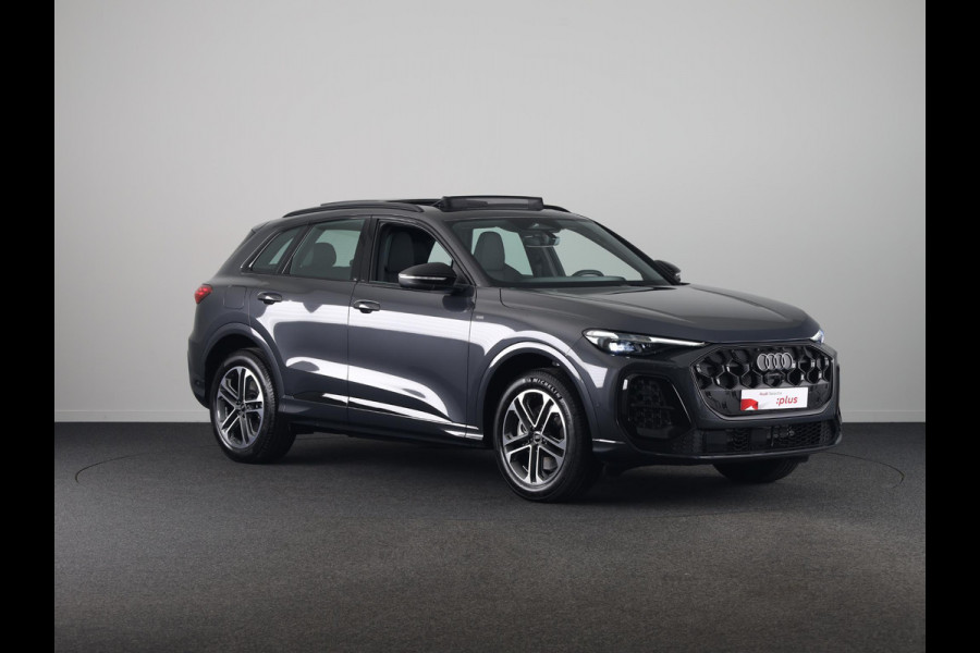 Audi Q5 S edition e-hybrid 299 pk | MMI experience plus met B&O | Panorama-glasdak | Techniekpakket plus | Trekhaak, elektr. wegklapbaar |