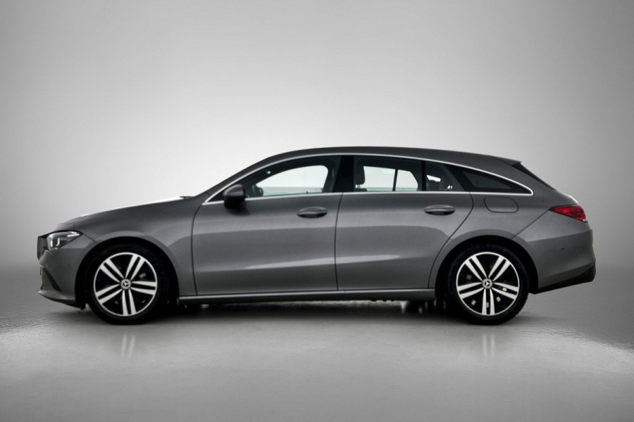 Mercedes-Benz CLA-Klasse Shooting Brake 180 Business Solution Automaat (CAMERA, ADAPTIVE CRUISE, AUTOPILOT, PDC, STOELVERWARMING)