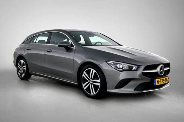 Mercedes-Benz CLA-Klasse Shooting Brake 180 Business Solution Automaat (CAMERA, ADAPTIVE CRUISE, AUTOPILOT, PDC, STOELVERWARMING)