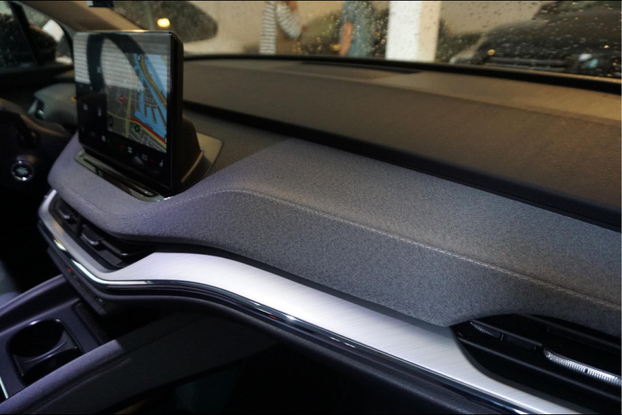 Škoda ENYAQ iV 60 | NL Auto | 1ste eigenaar | Trekhaak | Adaptive+Lane | Sfeer | 20inch | Leer/ stof | Luxe zeer nette auto