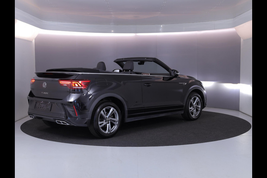 Volkswagen T-Roc Cabrio 1.5 TSI R-Line 150 pk Automaat (DSG) | Navigatie | Windscherm | Trekhaak (afneembaar) | Parkeersensoren (Park assist) | Stoelverwarming | R-Line |
