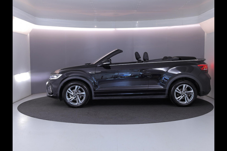 Volkswagen T-Roc Cabrio 1.5 TSI R-Line 150 pk Automaat (DSG) | Navigatie | Windscherm | Trekhaak (afneembaar) | Parkeersensoren (Park assist) | Stoelverwarming | R-Line |
