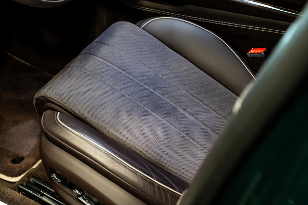 Bentley Flying Spur 2.9 V6 Hybrid S *NAIM-Audio / Stoelventilatie + Massage / Carbon in-/exterieur / Nachtzicht / Pano / Rotating-Display / Surround-View*