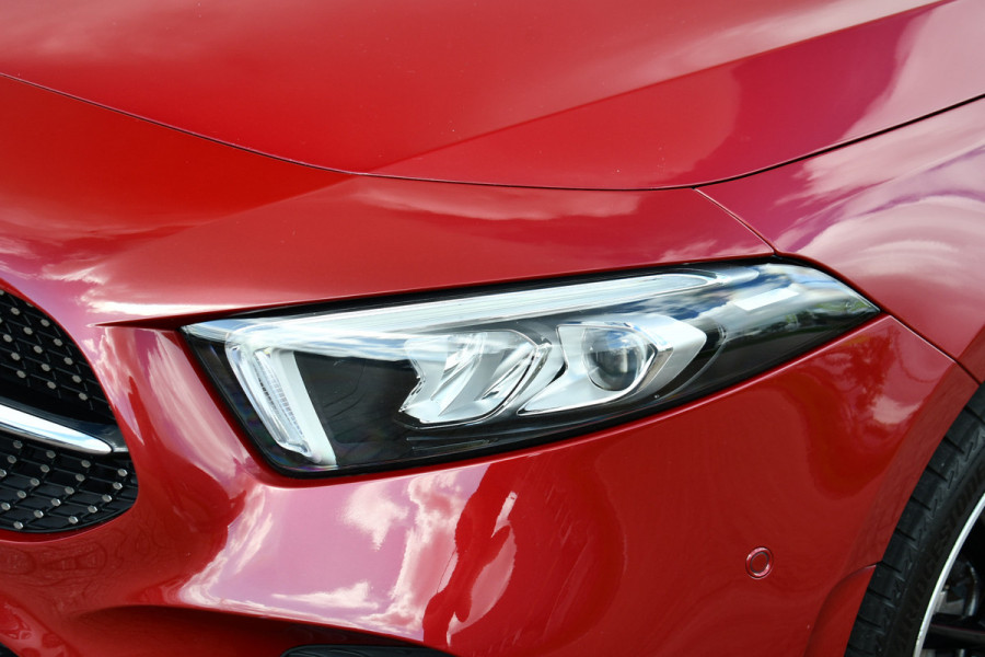 Mercedes-Benz A-Klasse 250 e AMG-Line Pano 19inch Night Patagonia-red!