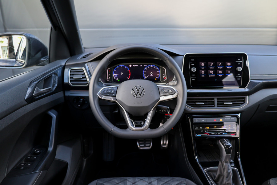 Volkswagen T-Cross 1.0 TSI R-Line Edition | R-LINE | ACC | IQ LIGHT | CAMERA | 18 INCH | VERLICHTE GRILL | DIGITAL |