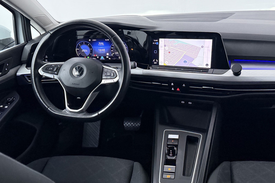 Volkswagen Golf 2.0 TDI Style (DIGITALE COCKPIT, SFEERVERLICHTING, NAVIGATIE, CRUISE ADAPTIEF, STUURVERWARMING)