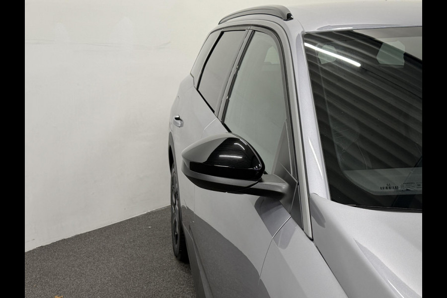 Peugeot 5008 1.2 Hybrid 136pk Allure Automaat Navigatie Cruise control Climate control LED Parkeersensoren Camera Apple Carplay/ Android Auto Radio