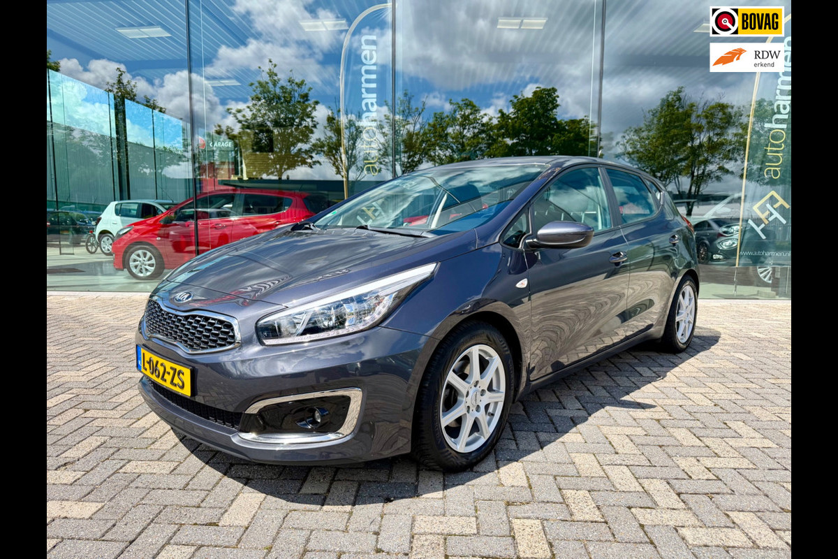 Kia cee'd 1.4 CVVT, CarPlay, Cruise, PDC, Camera