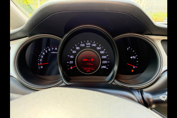 Kia cee'd 1.4 CVVT, CarPlay, Cruise, PDC, Camera