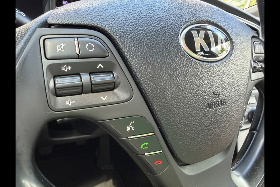 Kia cee'd 1.4 CVVT, CarPlay, Cruise, PDC, Camera