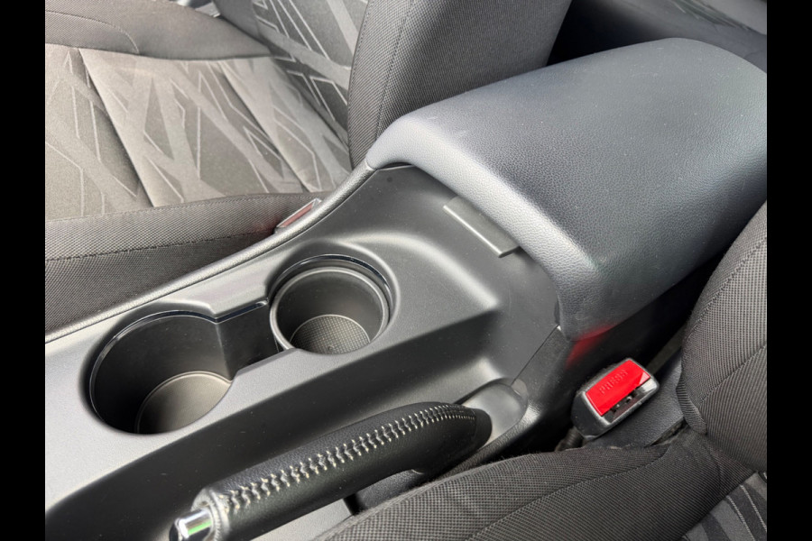 Kia cee'd 1.4 CVVT, CarPlay, Cruise, PDC, Camera