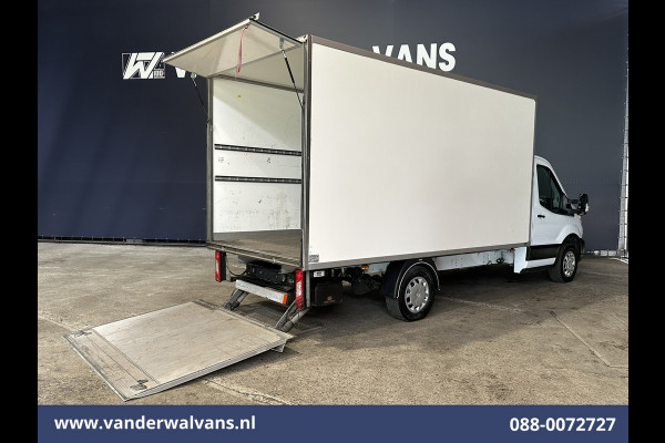 Ford Transit 2.0 TDCI 130pk Bakwagen Laadklep Euro6 Airco | Cruisecontrol | Verwarmde voorruit Bijrijdersbank