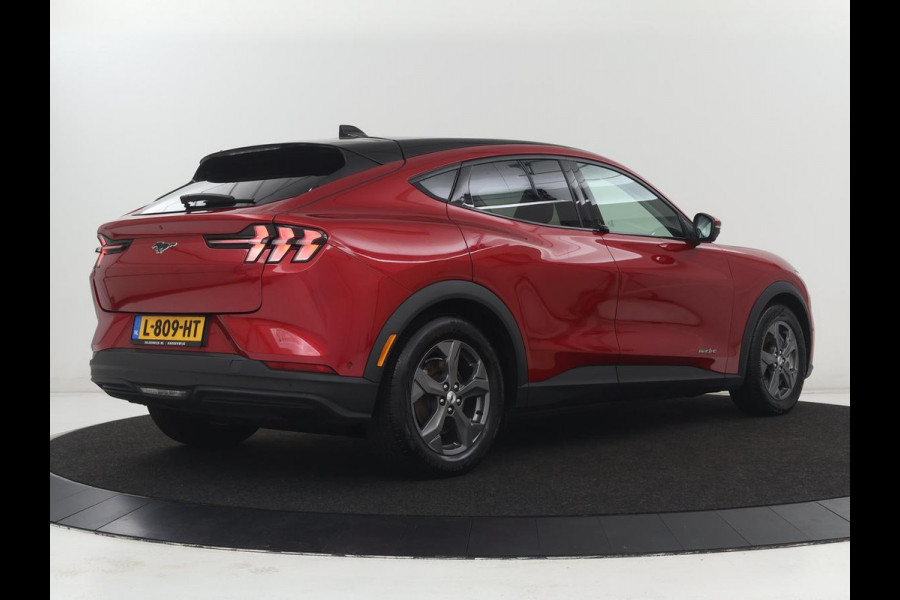 Ford Mustang Mach-E RWD 75 kWh | SOH 91% | Panoramadak | 360 Camera | Leder | Stoelverwarming | B&O Sound | Adaptive cruise | Park Assist | Keyless | Carplay | Navigatie | Full LED