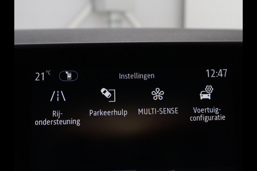 Renault Clio 1.0 TCe 90 Techno | Carplay | Half leder | Navigatie | Keyless | Fulll LED | Camera | Climate control | DAB | Cruise control | Bluetooth | Parkeerhulp