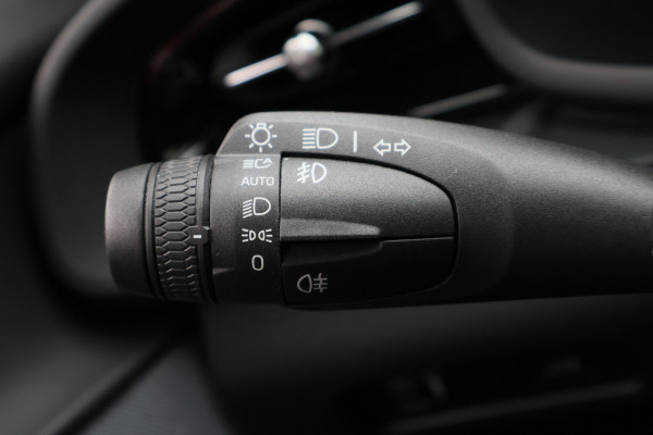 Polestar 2 Standard Range Single Motor 63kWh Camera, Apple Carplay, Memory, Lane Assist, 20"