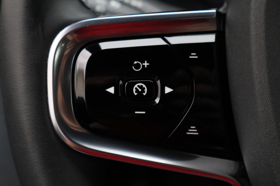 Polestar 2 Standard Range Single Motor 63kWh Camera, Apple Carplay, Memory, Lane Assist, 20"