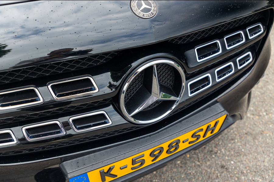 Mercedes-Benz GLA 180 Business Solution AMG Night Upgrade I Trekhaak I Cruise I Navigatie I 19 Inch I Led I Camera