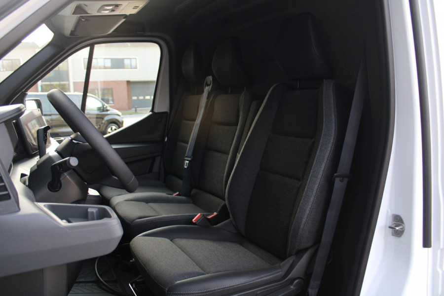 Renault Master E-Tech T35 L3H2 Advance Long Range 87 kWh 143pk - Camera - Trekhaak - Cruise - LED - Carplay/Android - Rijklaar